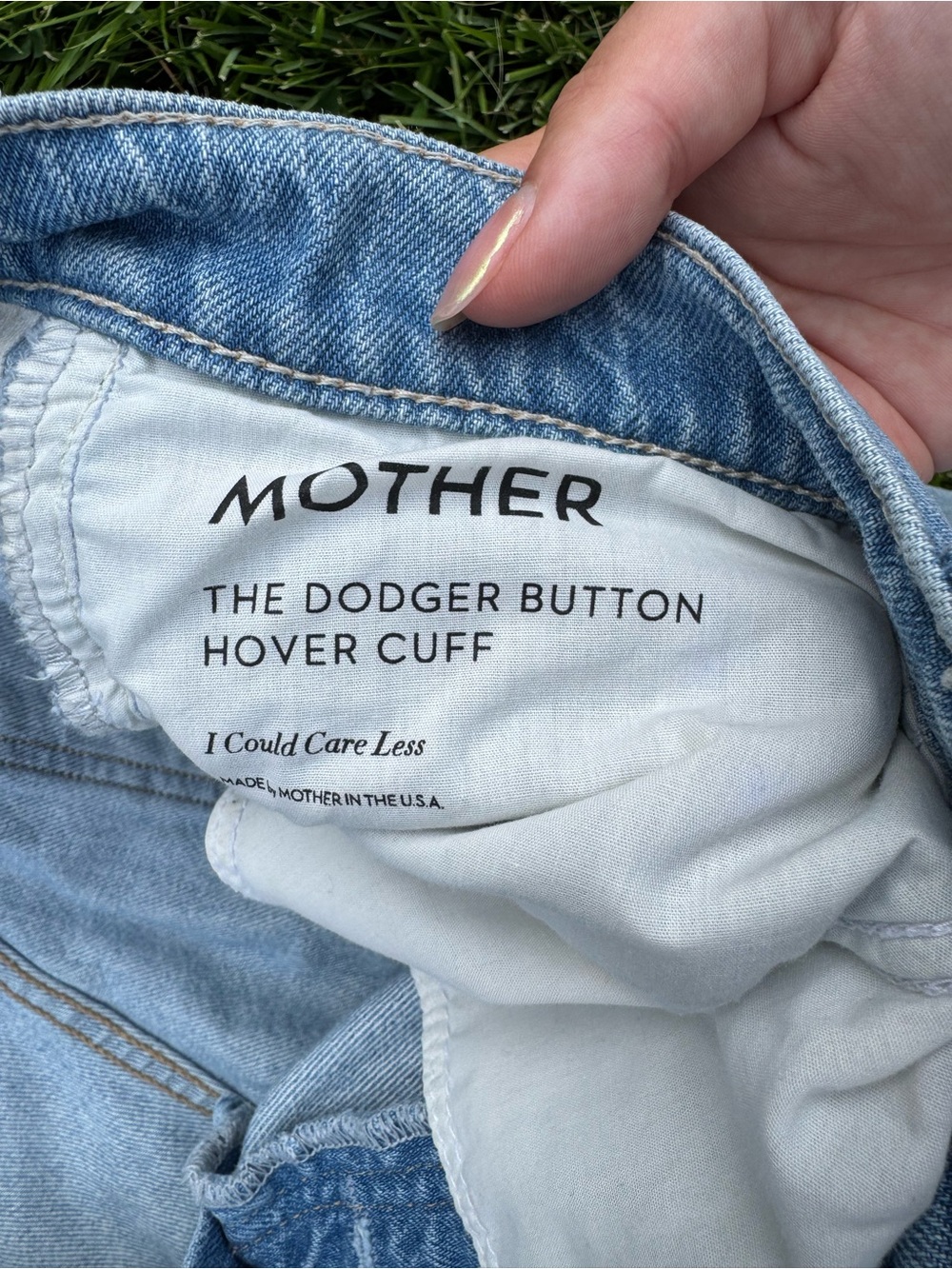 Mother THE DODGER BUTTON
HOVER CUFF - I Could Care Less Size 31 - Picture 8 of 9